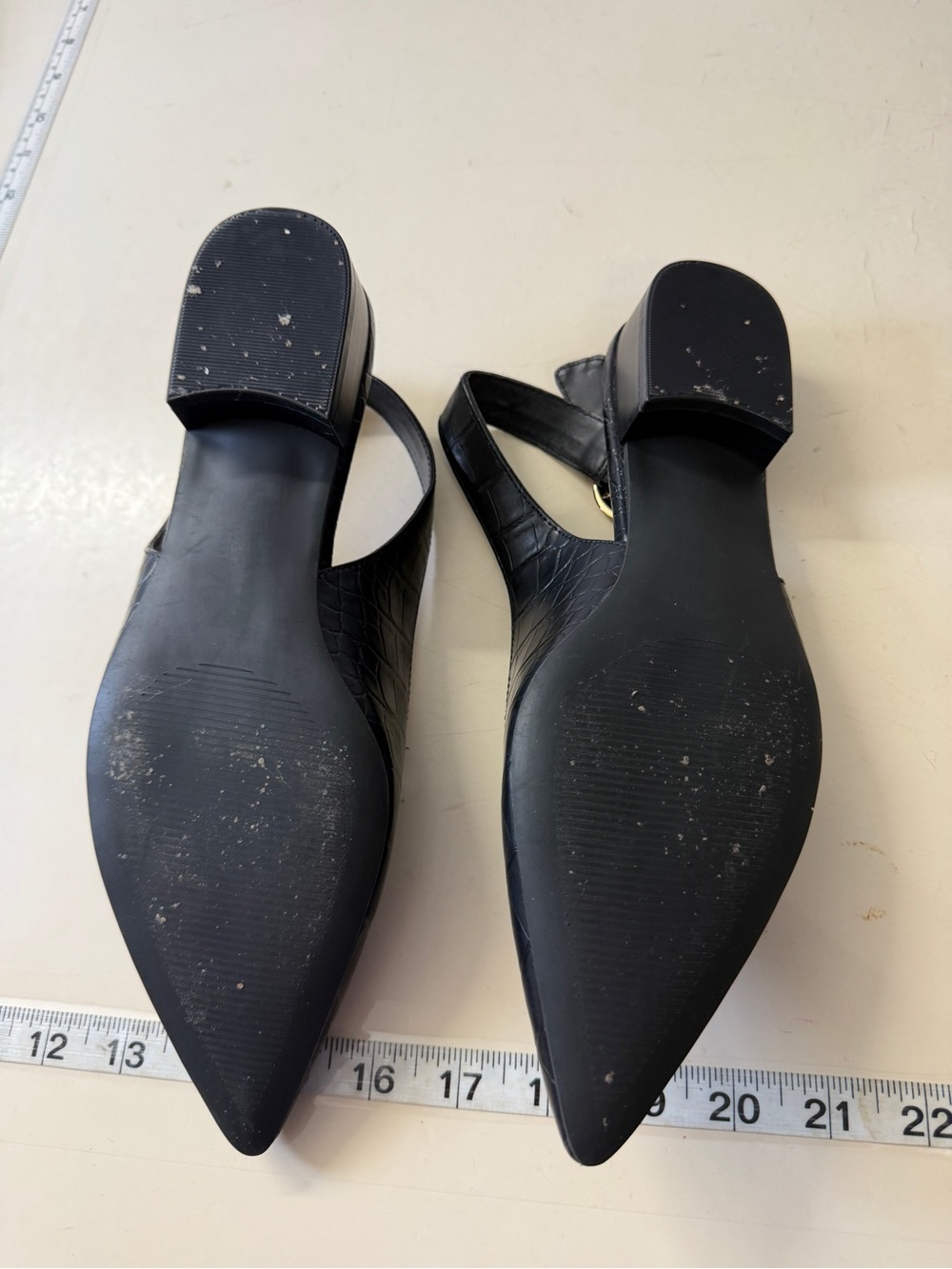 Ann Taylor Black Croc-Embossed Pointed Slingback Heels - Picture 7 of 7